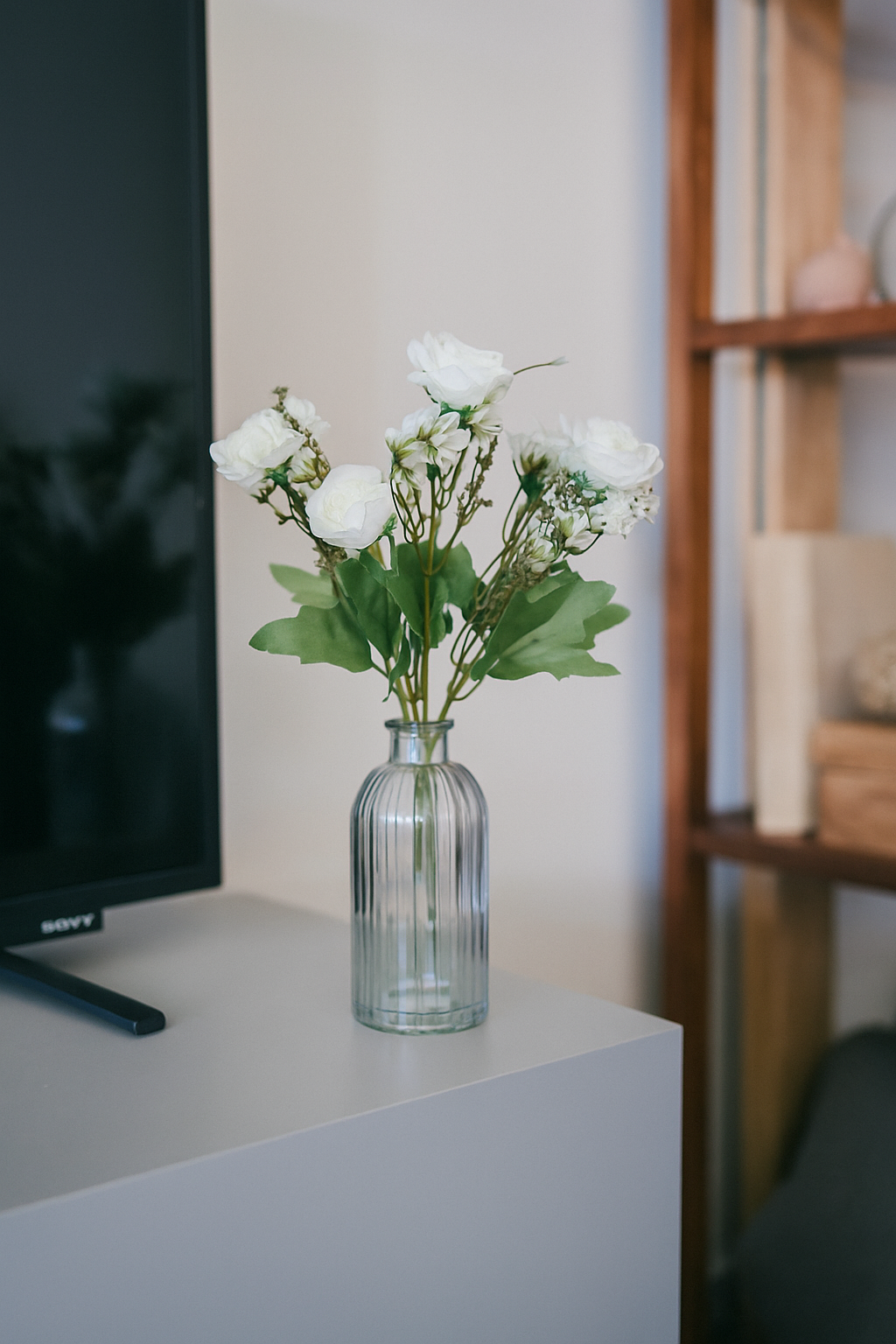 Peony Flowers Bouquet 30cm Off White (Pack of 5)