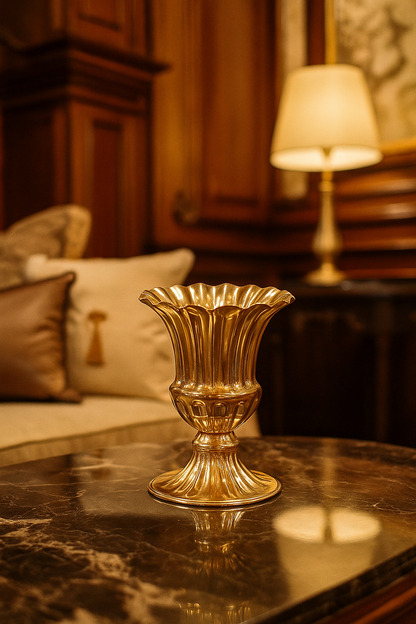 Gold Trumpet Vase (16cm)